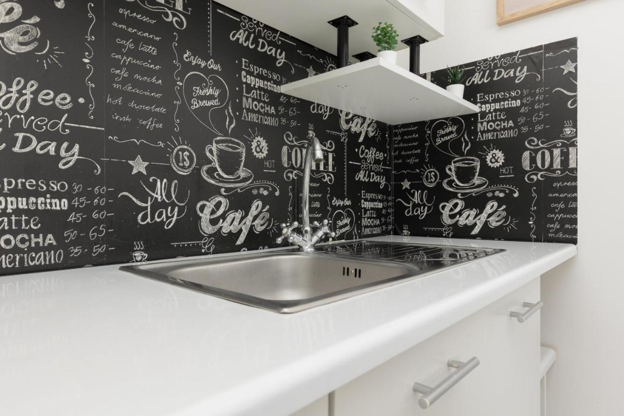 Affordable Underground Studio Near Pge Narodowy By Noclegi Renters Варшава Екстериор снимка